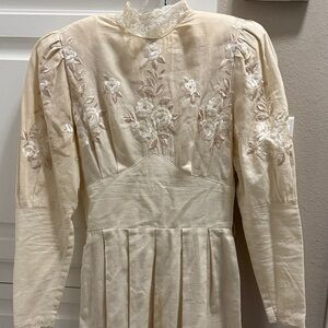 Elegant Cream Long Sleeve Dress